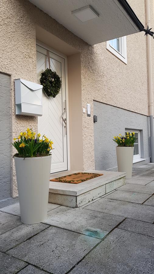The Little Guesthouse Salzburg Bagian luar foto